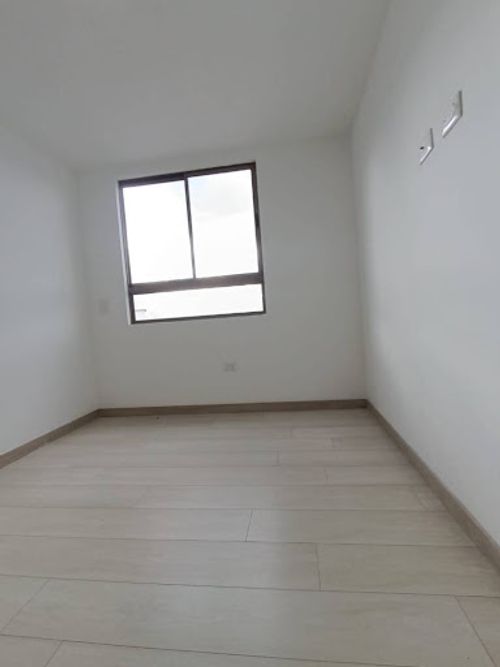 Apartamento de 3 alcobas en venta en Los Alcazares, Sabaneta, 86 m² · foto 8 de 18