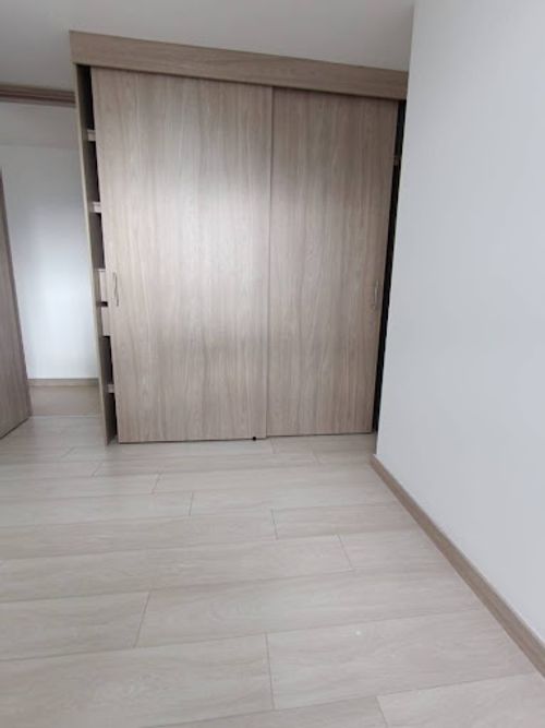 Apartamento de 3 alcobas en venta en Los Alcazares, Sabaneta, 86 m² · foto 10 de 18