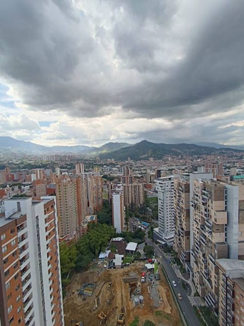 Apartamento de 3 alcobas en venta en Los Alcazares, Sabaneta, 86 m² · foto 17 de 18