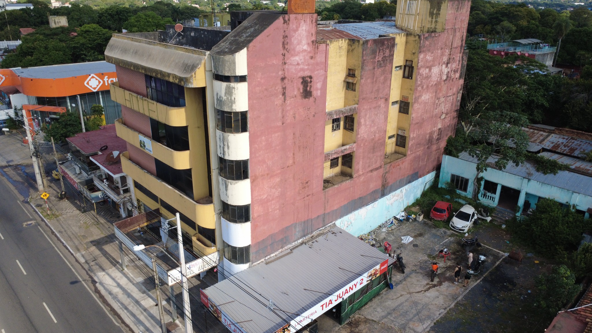 Edificio en venta en Terminal — foto 2