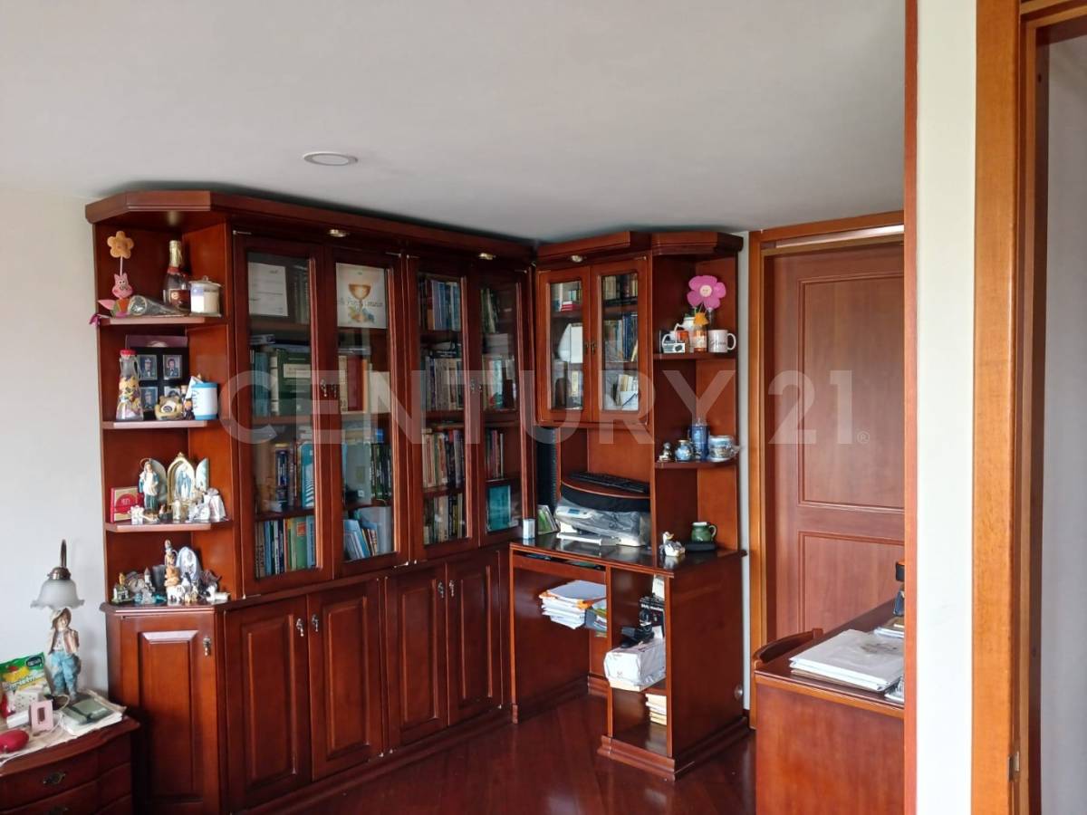 Casa en venta en Calatrava, Bogotá · foto 9 de 21