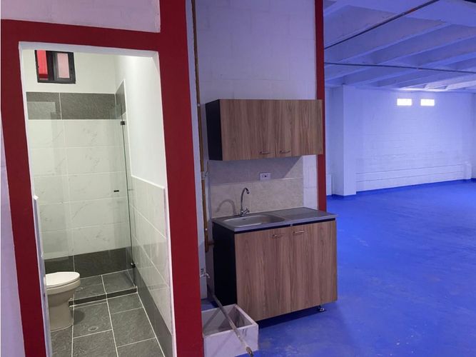Bodega en arriendo en Cabecera San Antonio De Prado, Medellín, 320 m² · foto 5 de 23