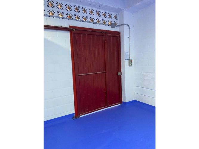 Bodega en arriendo en Cabecera San Antonio De Prado, Medellín, 320 m² · foto 16 de 23