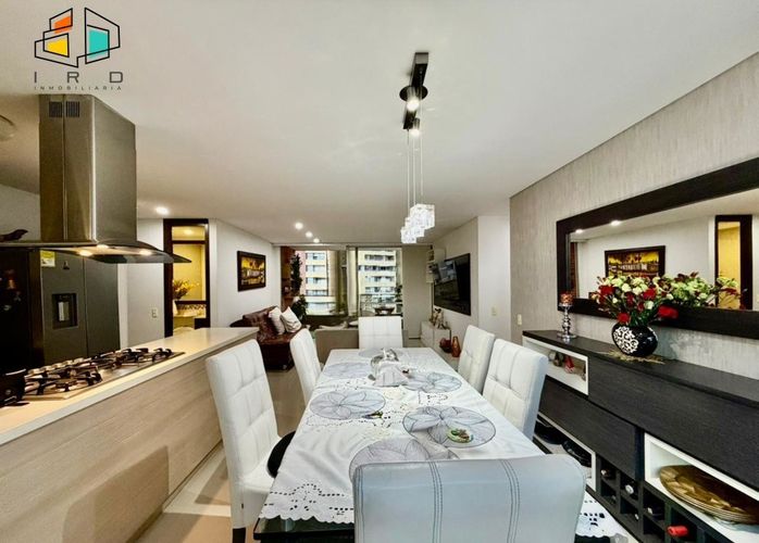 Apartamento de 4 alcobas en venta en Castropol, Medellín, 131 m² · foto 9 de 24