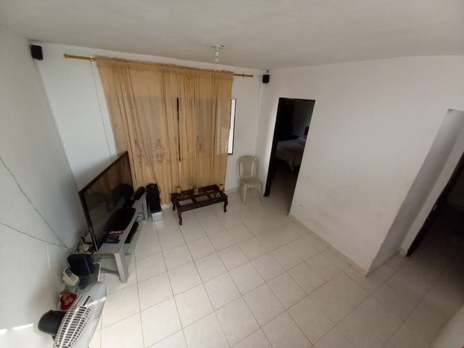 Casa de 9 alcobas en venta en Bretaña, Cali, 185 m² · foto 16 de 24