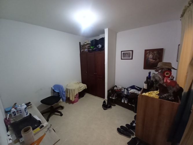 Casa de 9 alcobas en venta en Bretaña, Cali, 185 m² · foto 21 de 24