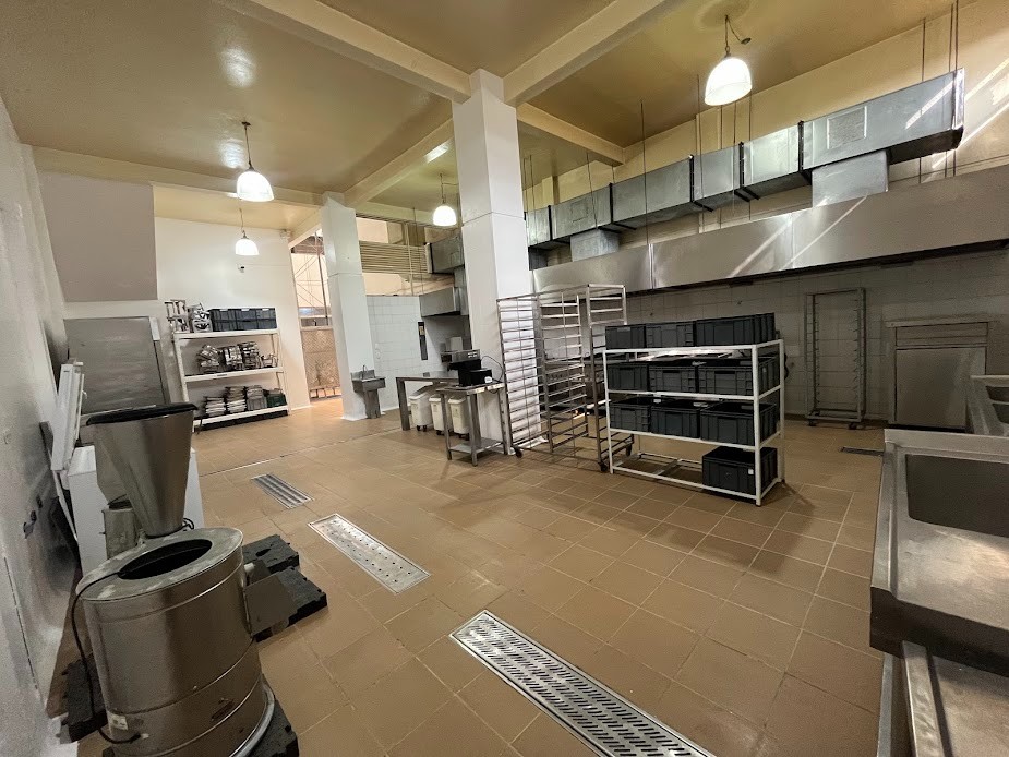 Warehouse for rent in Morato, Bogotá