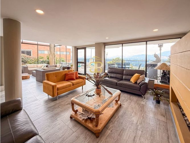 Casa de 4 alcobas en venta en Aposentos, Sopó, 315 m² · foto 6 de 24