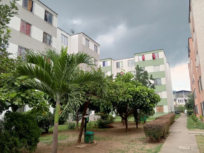 Apartamento en venta en Ricardo Balcazar, Cali · foto 2 de 14