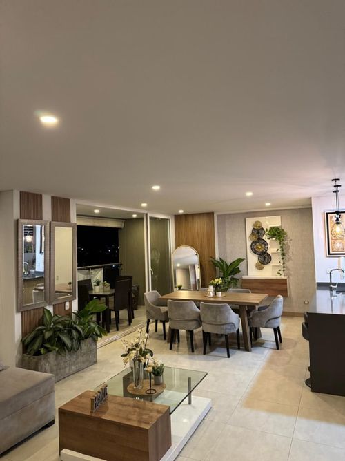 Apartamento de 2 alcobas en venta en Centenario, Cali, 90 m² · foto 4 de 16