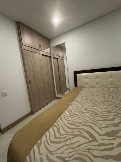 Apartamento de 2 alcobas en venta en Centenario, Cali, 90 m² · foto 9 de 16
