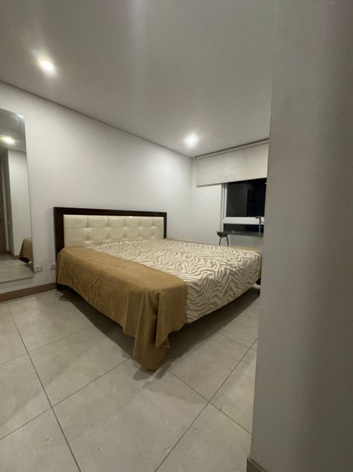 Apartamento de 2 alcobas en venta en Centenario, Cali, 90 m² · foto 11 de 16