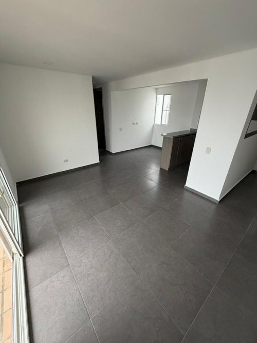 Apartamento de 2 alcobas en venta en Ciudad Pacífica, Cali, 65 m² · foto 2 de 17