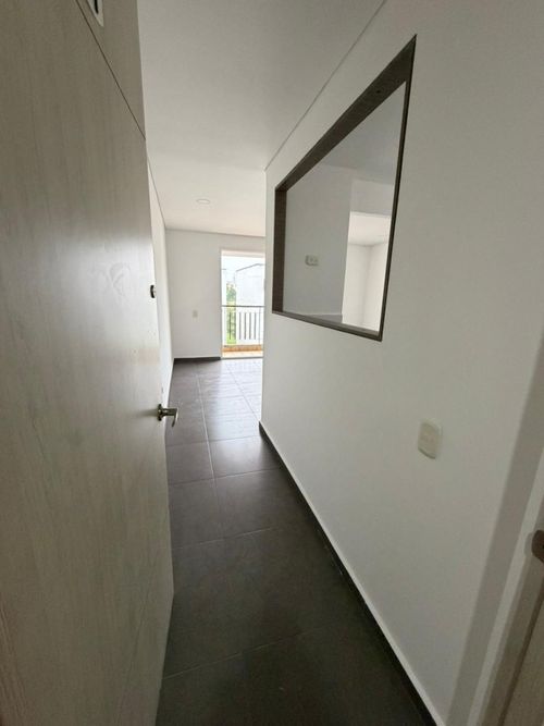Apartamento de 2 alcobas en venta en Ciudad Pacífica, Cali, 65 m² · foto 3 de 17