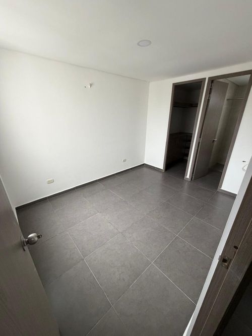 Apartamento de 2 alcobas en venta en Ciudad Pacífica, Cali, 65 m² · foto 5 de 17