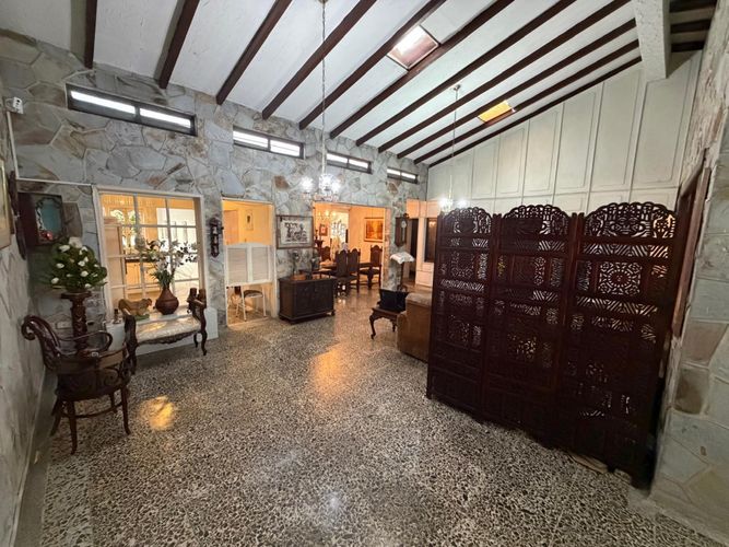 Casa de 4 alcobas en venta en La Flora, Cali, 280 m² · foto 13 de 18