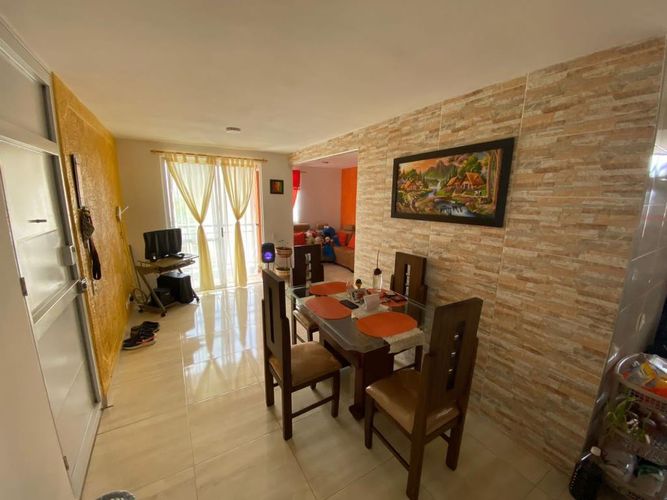 Apartamento de 2 alcobas en venta en Candelaria, 44 m² · foto 2 de 8