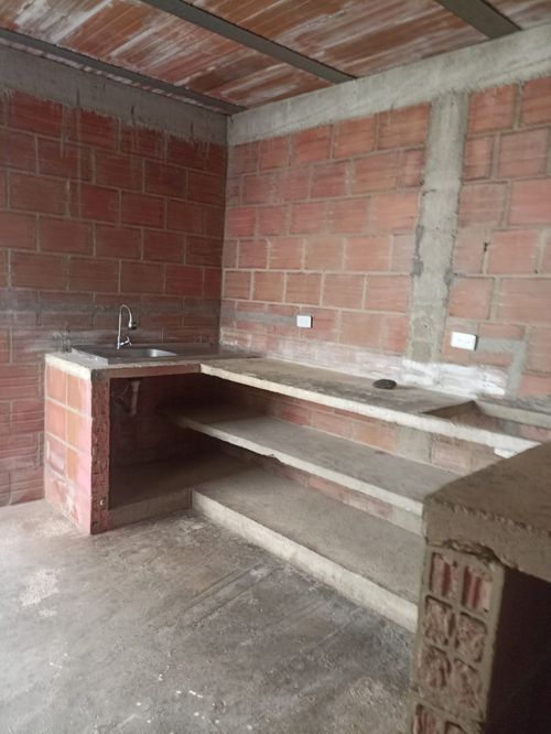Casa de 2 alcobas en venta en Villagorgona, Candelaria, 75 m² · foto 3 de 12