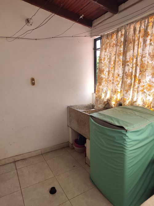 Casa de 4 alcobas en venta en Villagorgona, Candelaria, 140 m² · foto 9 de 13