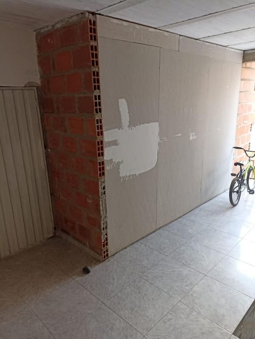 Casa de 6 alcobas en venta en Los Comuneros Ii Etapa, Cali, 200 m² · foto 22 de 24
