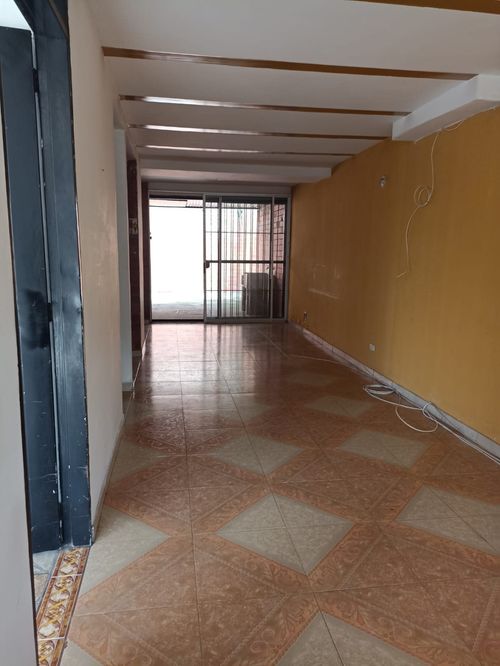 Casa de 5 alcobas en venta en Villagorgona, Candelaria, 198 m² · foto 3 de 24
