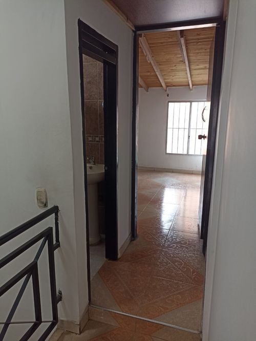 Casa de 5 alcobas en venta en Villagorgona, Candelaria, 198 m² · foto 11 de 24