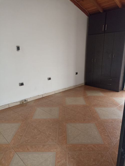 Casa de 5 alcobas en venta en Villagorgona, Candelaria, 198 m² · foto 17 de 24