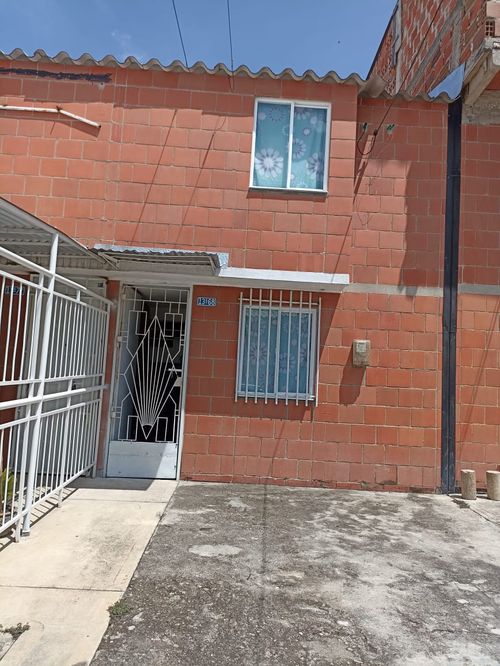 Casa de 2 alcobas en venta en Candelaria, 120 m² · foto 2 de 17