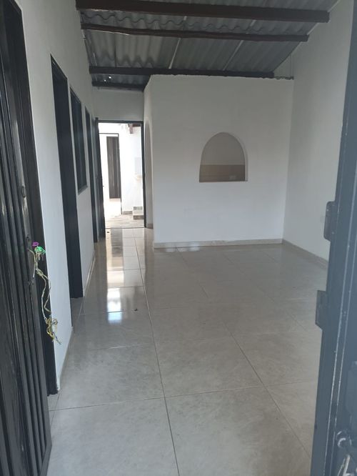 Casa de 9 alcobas en venta en Marroquin Iii, Cali, 210 m² · foto 9 de 15