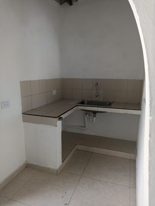 Casa de 9 alcobas en venta en Marroquin Iii, Cali, 210 m² · foto 14 de 15