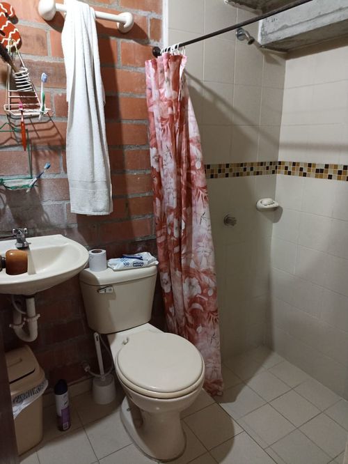 Casa de 4 alcobas en venta en Villagorgona, Candelaria, 240 m² · foto 19 de 20