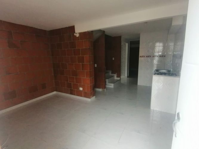 Casa de 2 alcobas en venta en Candelaria, 120 m² · foto 2 de 16