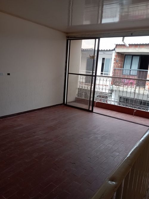 Casa de 7 alcobas en venta en El Poblado I, Cali, 300 m² · foto 13 de 21