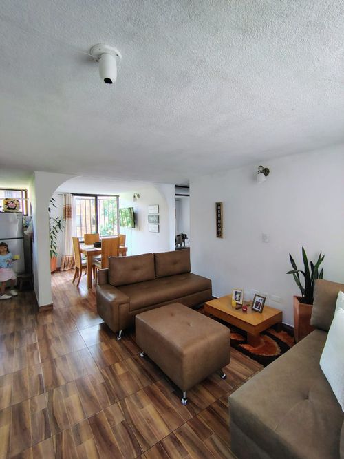 Apartamento de 2 alcobas en venta en Los Alcazares, Cali, 48 m² · foto 2 de 16