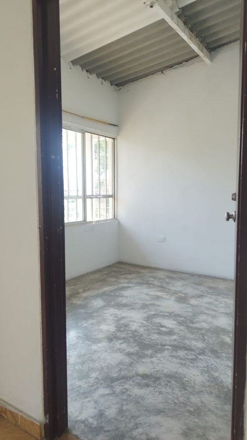 Casa de 6 alcobas en venta en Los Naranjos I, Cali, 240 m² · foto 5 de 24