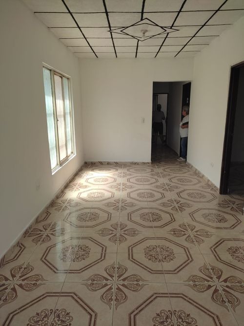 Casa de 6 alcobas en venta en Los Naranjos I, Cali, 240 m² · foto 19 de 24