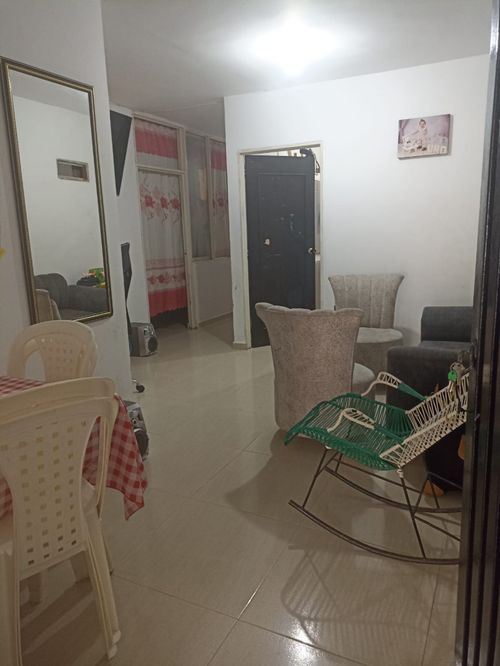 Casa de 5 alcobas en venta en Alfonso Bonilla Aragon, Cali, 260 m² · foto 12 de 24