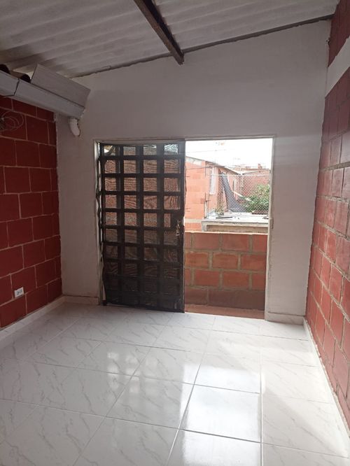 Casa de 2 alcobas en venta en Villagorgona, Candelaria, 100 m² · foto 4 de 12