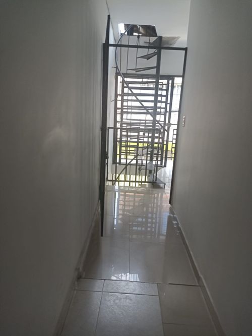Casa de 5 alcobas en venta en Alfonso Bonilla Aragon, Cali, 260 m² · foto 16 de 24