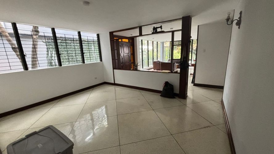 Casa de 4 alcobas en venta en Normandia, Cali, 230 m² · foto 13 de 24