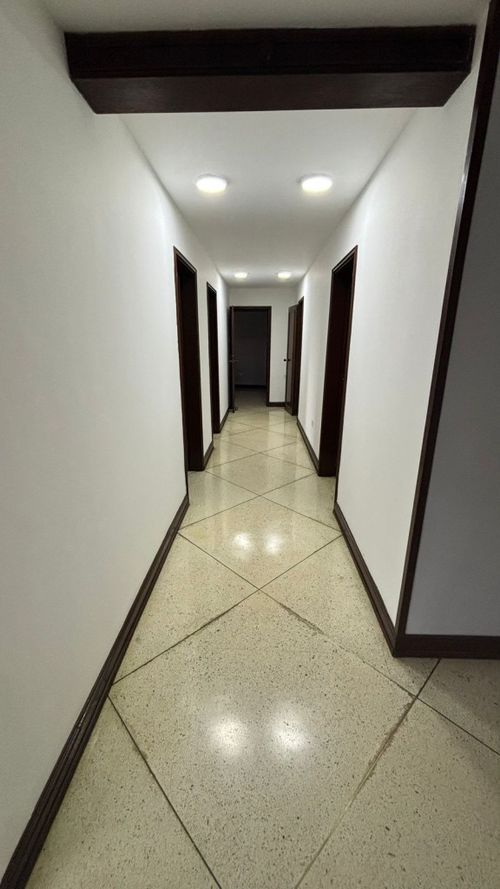 Casa de 4 alcobas en venta en Normandia, Cali, 230 m² · foto 17 de 24
