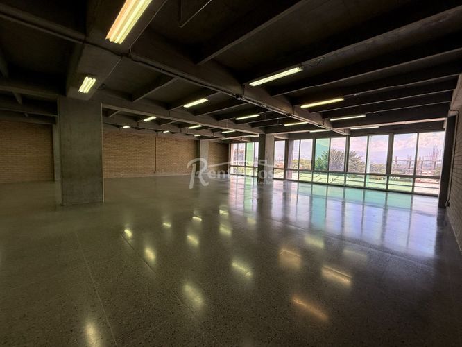 Local en arriendo en Guayabal, Medellín, 350 m² · foto 11 de 24