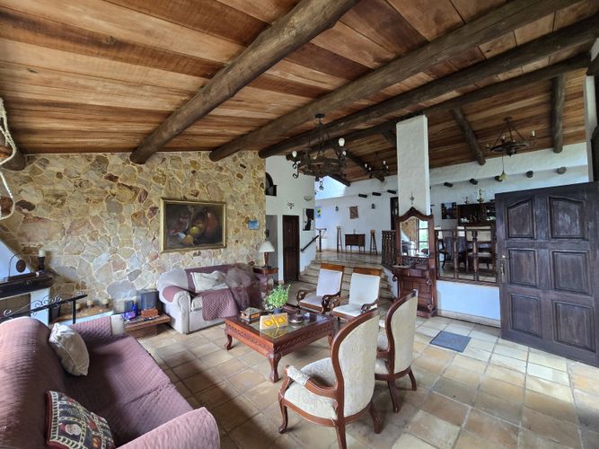 Casa de 4 alcobas en venta en Miravalle Dapa, Yumbo, 320 m² · foto 10 de 24