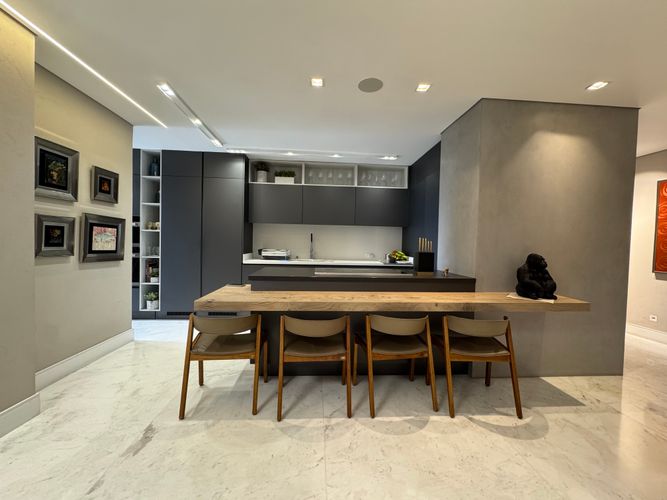 Apartamento de 3 alcobas en venta en Cabecera Del Llano, Bucaramanga, 277 m² · foto 2 de 24