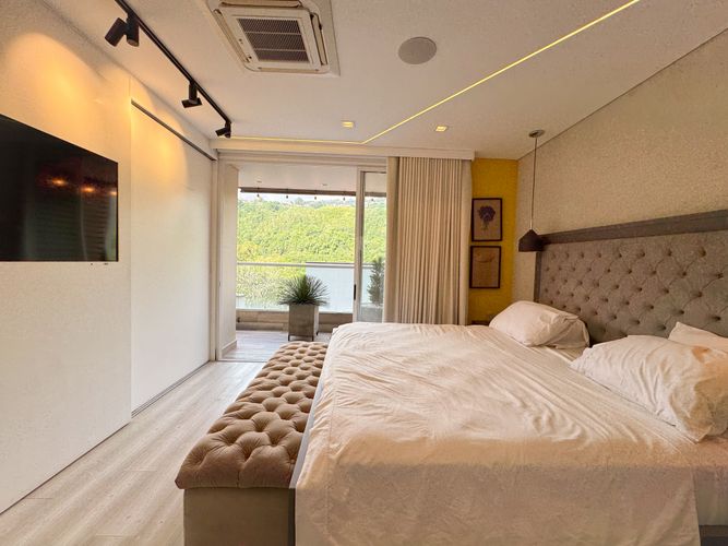 Apartamento de 3 alcobas en venta en Cabecera Del Llano, Bucaramanga, 277 m² · foto 12 de 24