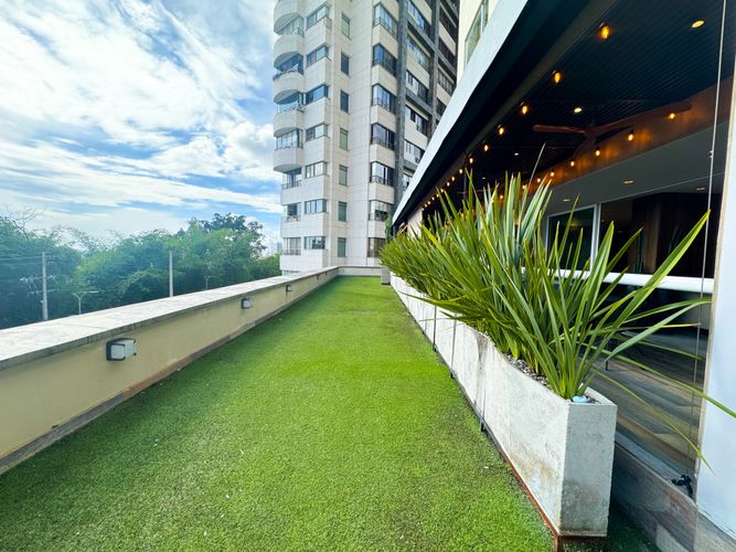 Apartamento de 3 alcobas en venta en Cabecera Del Llano, Bucaramanga, 277 m² · foto 17 de 24