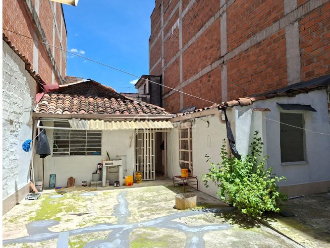 Casa de 2 alcobas en venta en Zona Centro, Envigado, 340 m² · foto 17 de 20