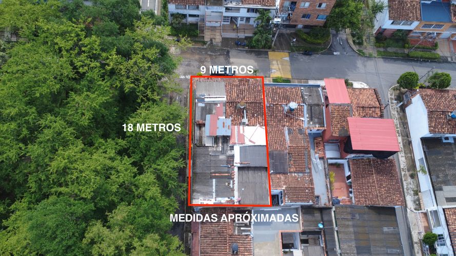 Casa de 7 alcobas en venta en Lagos I, Floridablanca, 330 m² · foto 2 de 20
