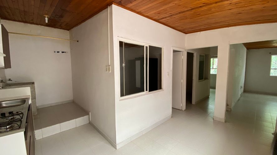 Casa de 7 alcobas en venta en Lagos I, Floridablanca, 330 m² · foto 16 de 20