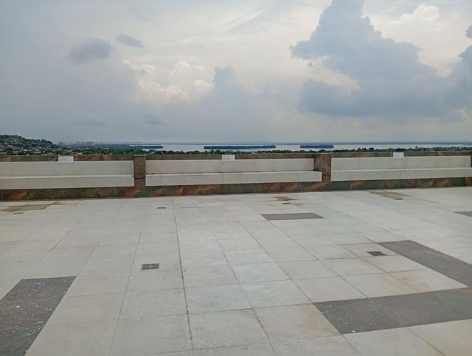 Edificio en arriendo en Alcibia, Cartagena, 3236 m² · foto 3 de 12